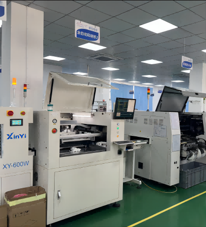 SMT貼片加工的錫膏印刷機(jī) SMT貼片加工的錫膏印刷機(jī)